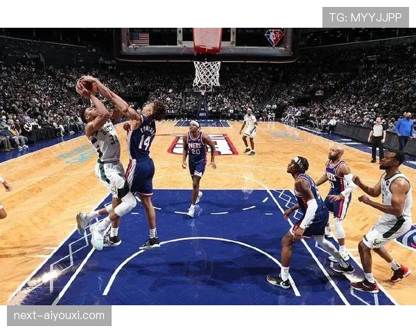 罗伯特·威廉姆斯无球掩护制造错位，内线终结效率领跑全队